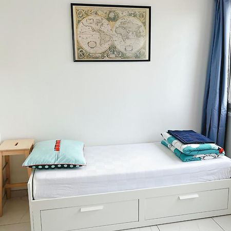 Apartment Near Subway And Supermarket Paris Exteriör bild